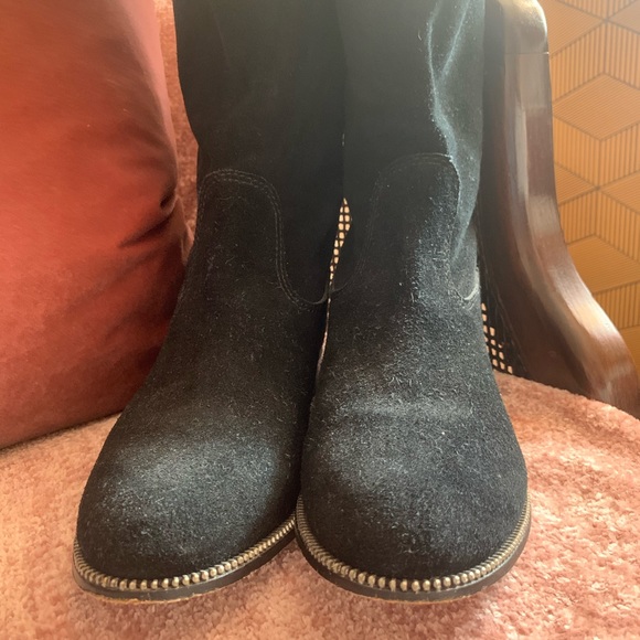 Micheal Kors Suede Knee high Boots - Picture 3 of 4